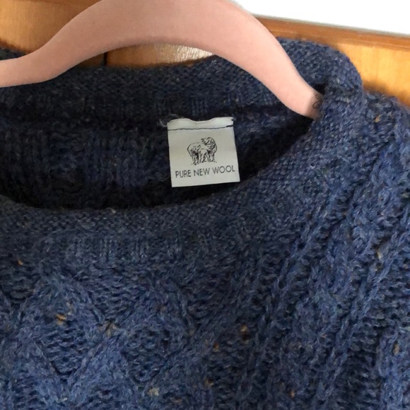 Wool sweater - Picture 2 of 2